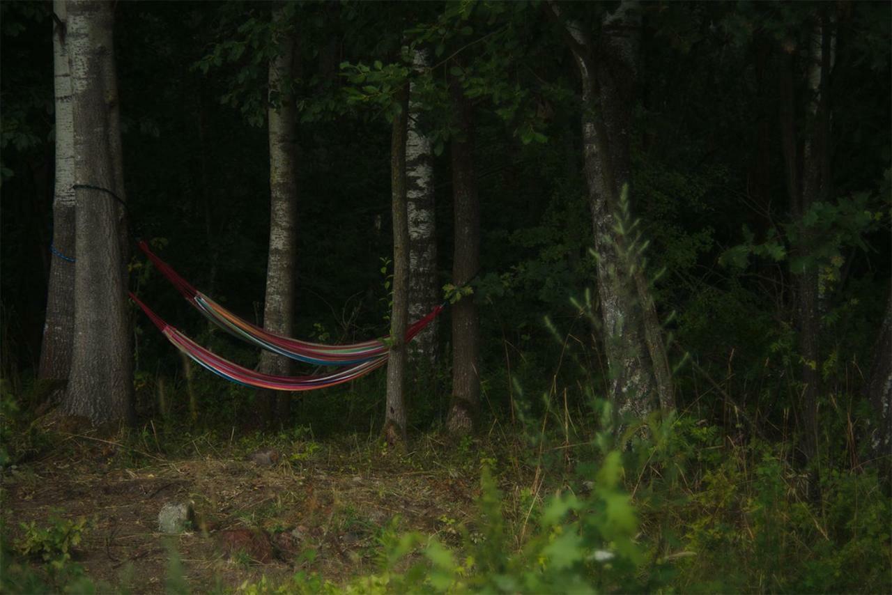 Place For Tent - Miejsce Na Namiot U Stop Natury Kuty Exteriér fotografie